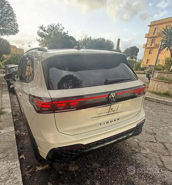 Volkswagen Tiguan 2024 photo 4