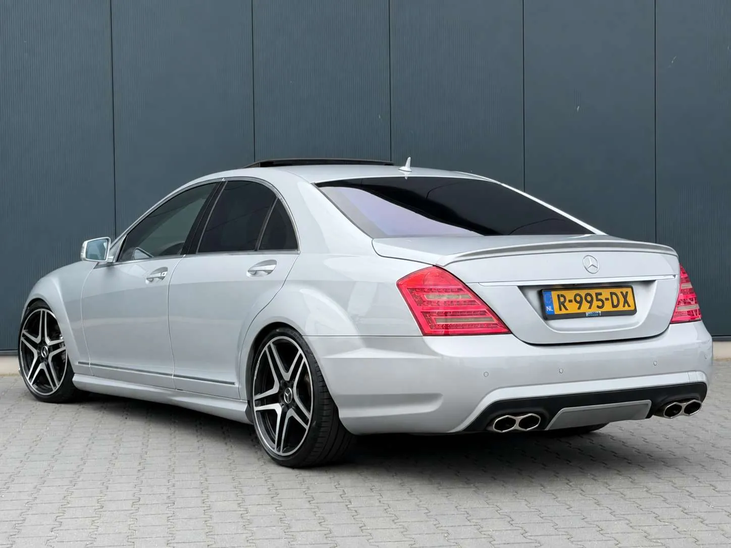 Mercedes-Benz S-Class 2007 photo 3