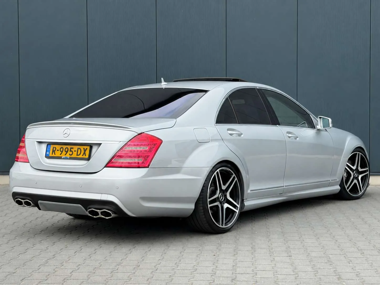 Mercedes-Benz S-Class 2007 photo 4