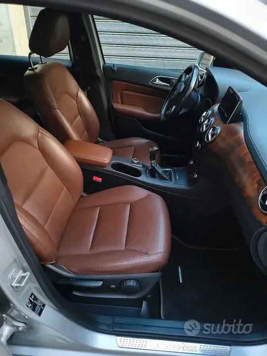 Mercedes-Benz B-Class 2012 photo 5