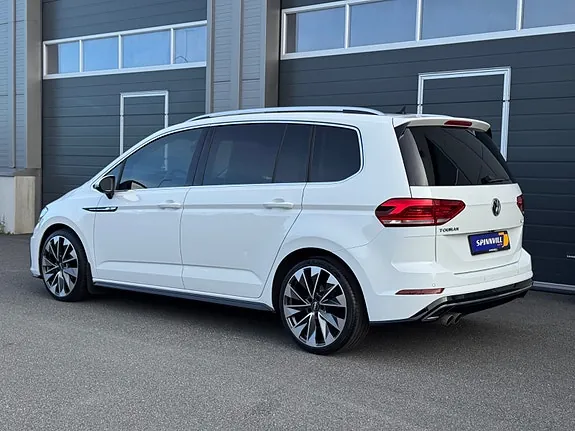 Volkswagen Touran 2017 photo 4