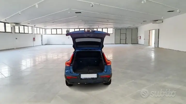 Volvo Xc40 2022 photo 4