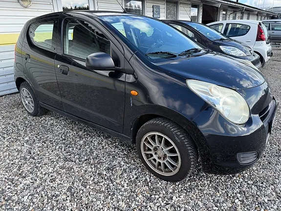 Suzuki Alto 2011 photo 4