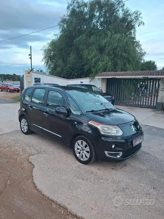 Citroen C3 Picasso 2009 photo 2