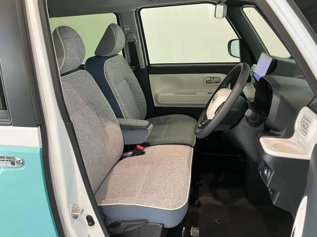 Daihatsu Mouve Canvas 2025 photo 5