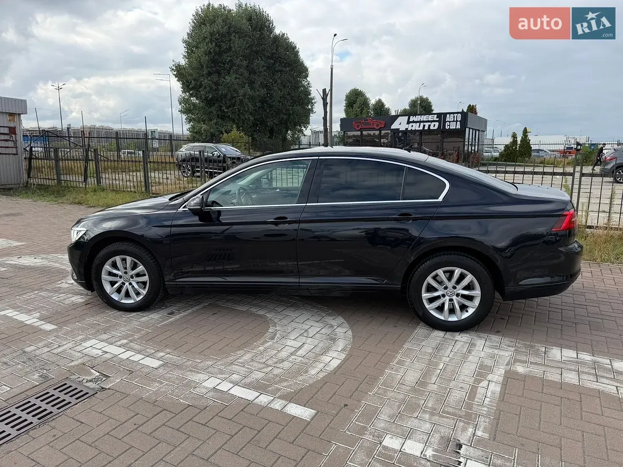 Volkswagen Passat 2018 photo 3
