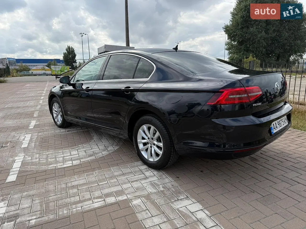 Volkswagen Passat 2018 photo 5