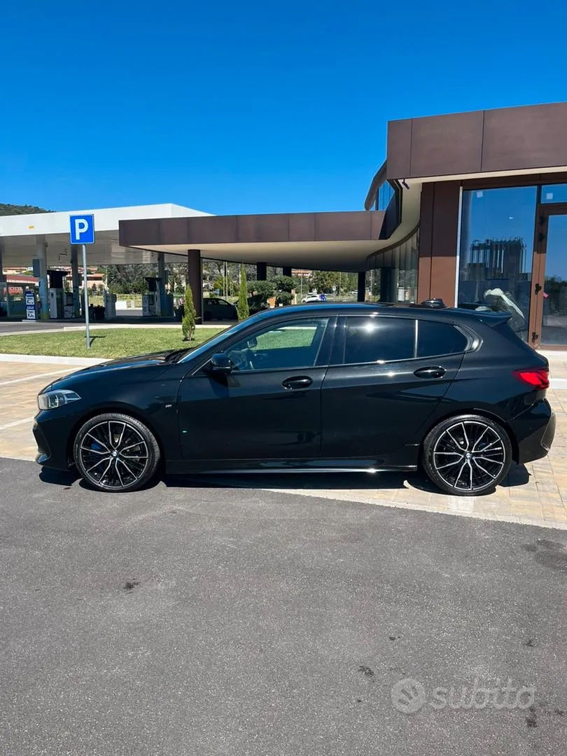 BMW 1 Series 2020 photo 2