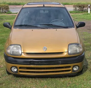 Renault Clio 2000 photo 3