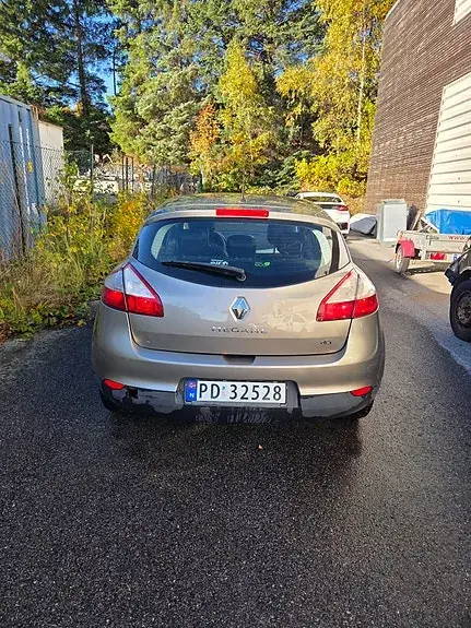 Renault Megane Ii 2009 photo 2