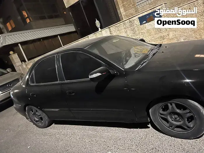 Hyundai Avante 1996 photo 3