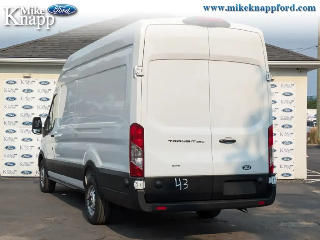 Ford Transit Cargo Van 2026 photo 3