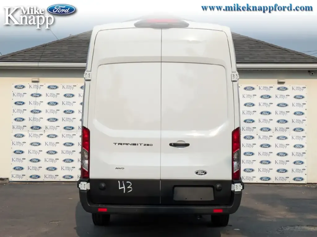 Ford Transit Cargo Van 2026 photo 4