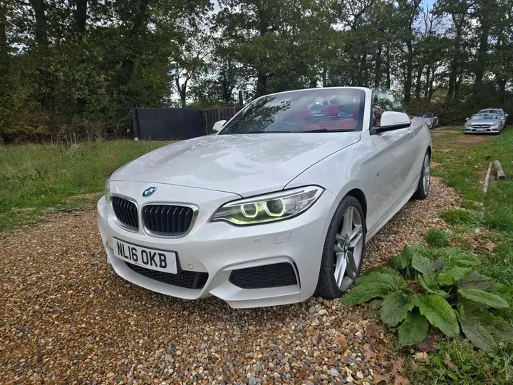 BMW 2 Series 2016 photo 2