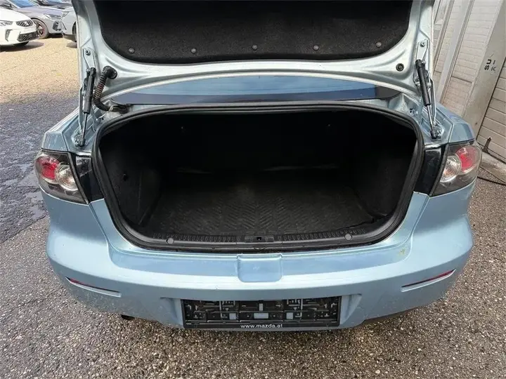 Mazda Mazda3 2008 photo 3