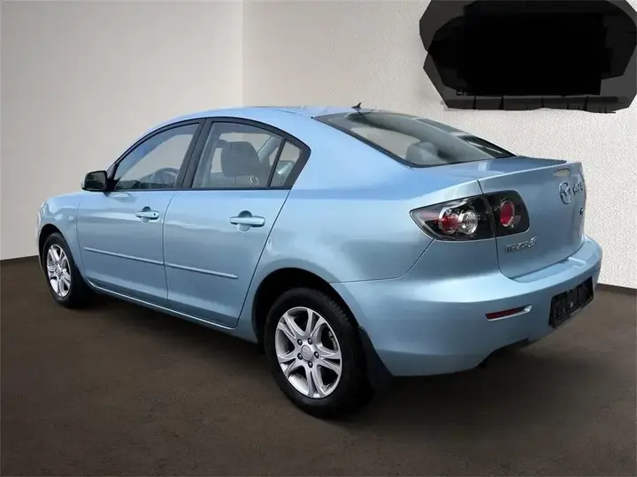 Mazda Mazda3 2008 photo 2