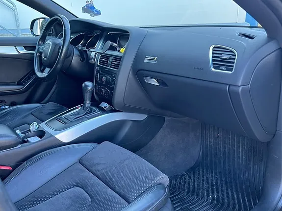 Audi A5 2011 photo 5