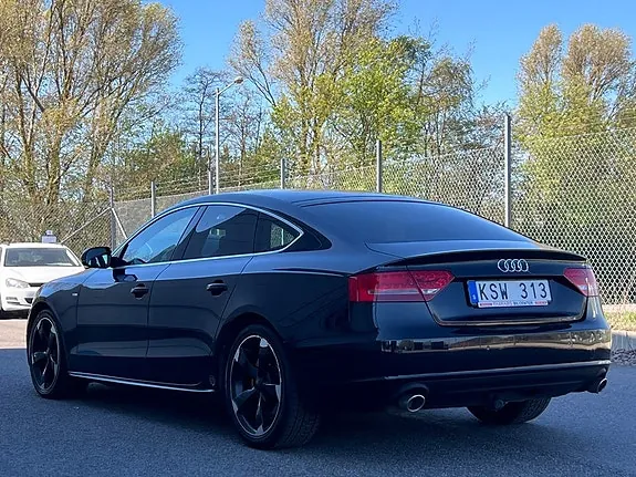 Audi A5 2011 photo 3