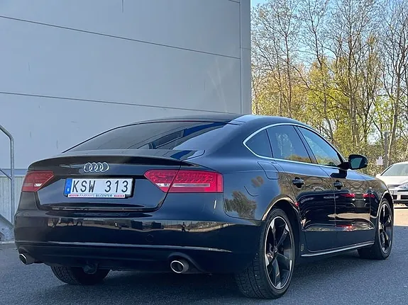 Audi A5 2011 photo 4