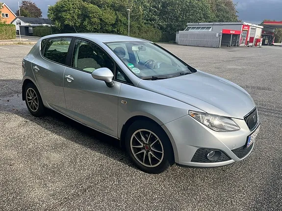 Seat Ibiza 2008 photo 2