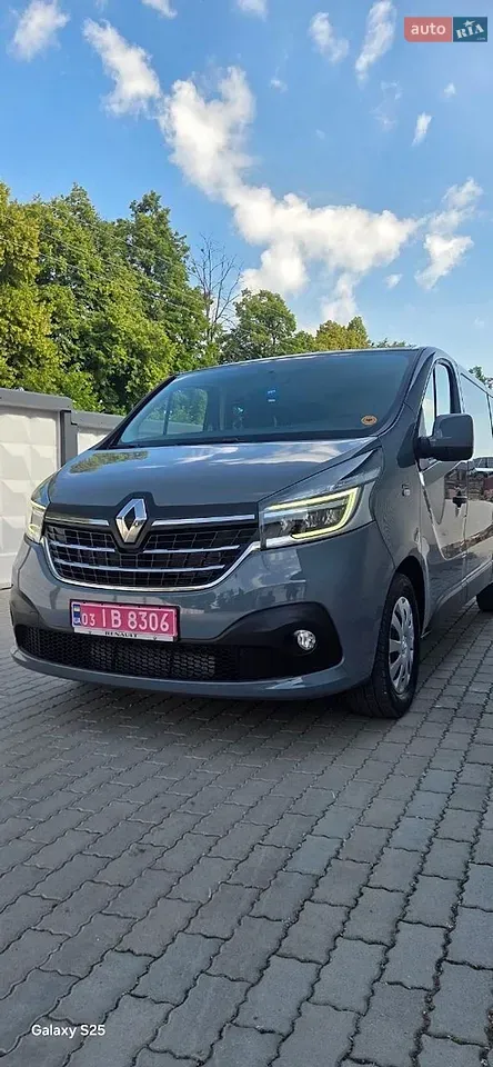 Renault Trafic 2020 photo 2