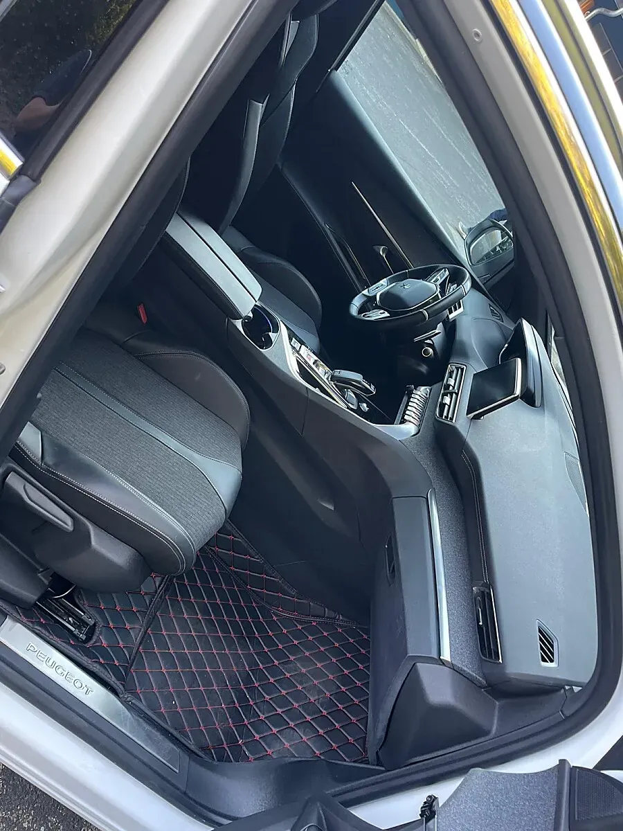 Peugeot 5008 2019 photo 3