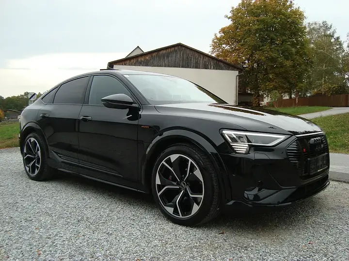 Audi E-Tron 2022 photo 3