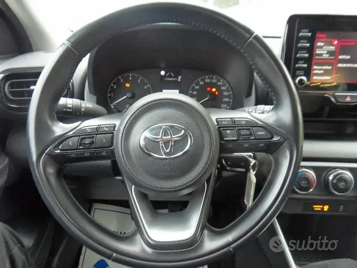 Toyota Yaris 2022 photo 5