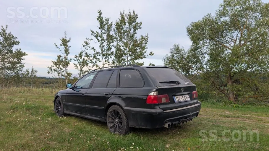 BMW E39 2003 photo 5