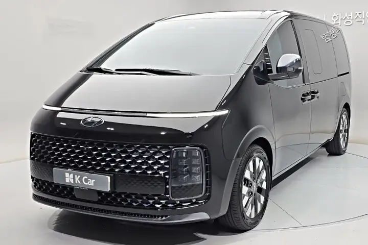 Hyundai Staria
