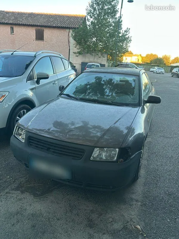 Audi A3 1997 photo 2