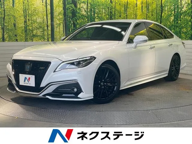 Toyota Crown Hybrid