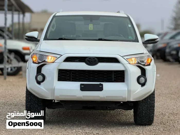 Toyota 4Runner 2018 photo 3