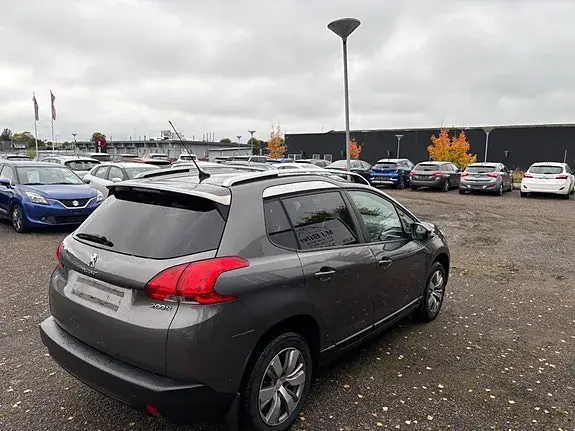 Peugeot 2008 2015 photo 4