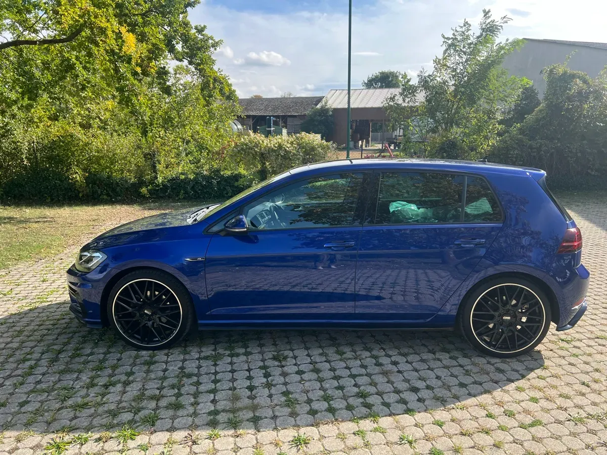 Volkswagen Golf 2019 photo 3