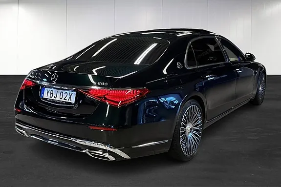 Mercedes-Benz Maybach S 680 2023 photo 3