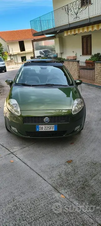 Fiat Grande Punto 2006 photo 3