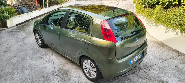 Fiat Grande Punto 2006 photo 5