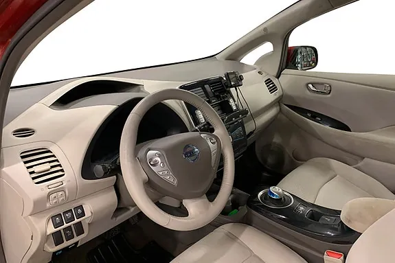 Nissan Leaf 2013 photo 5