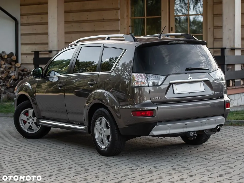 Mitsubishi Outlander 2013 photo 4