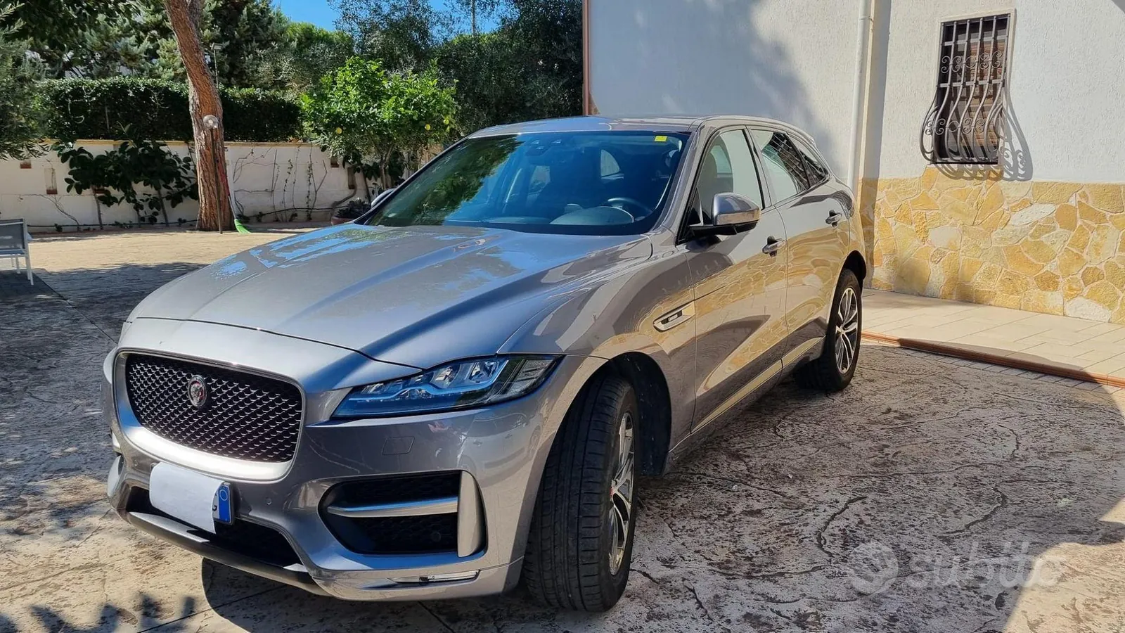 Jaguar F-Pace 2020 photo 4