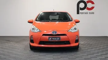 Toyota Aqua 2013 photo 3