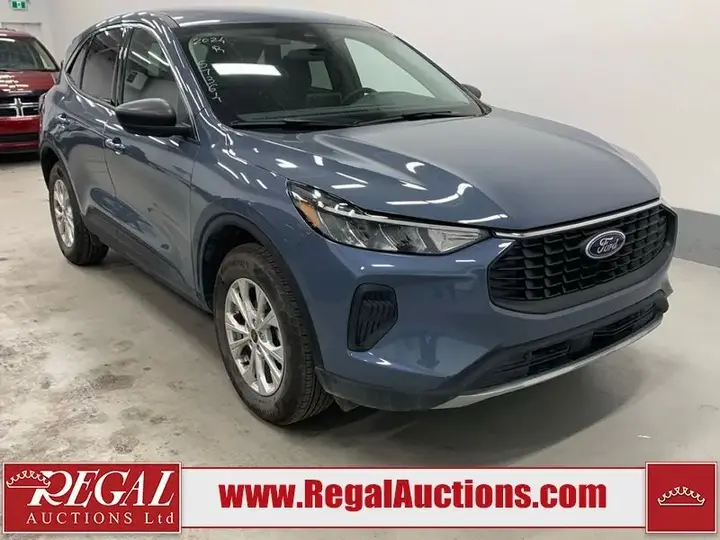 Ford Escape 2024 photo 2