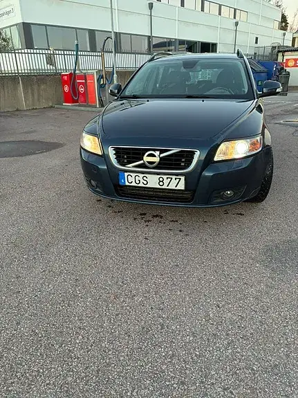 Volvo V50 2011 photo 4