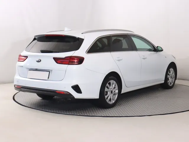 Kia Ceed Sw 2020 photo 4