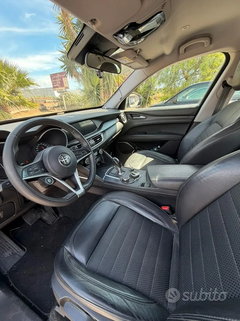 Alfa Romeo Stelvio 2018 photo 4