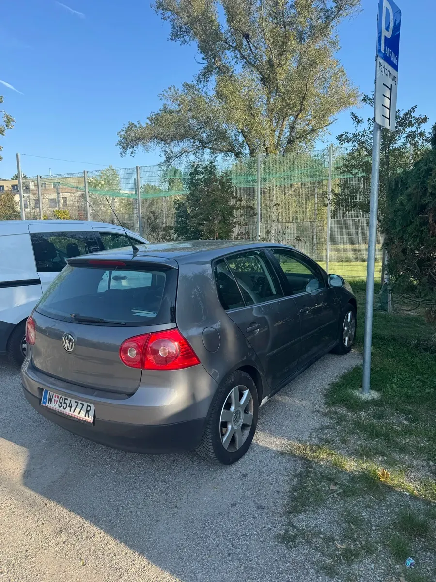 Volkswagen Golf 2007 photo 2