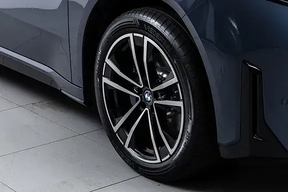 BMW Ix3 2026 photo 3