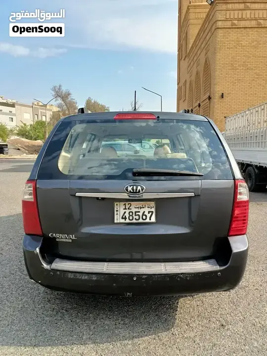Kia Carnival 2014 photo 3