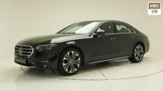 Mercedes-Benz E-Class 2025 photo 2